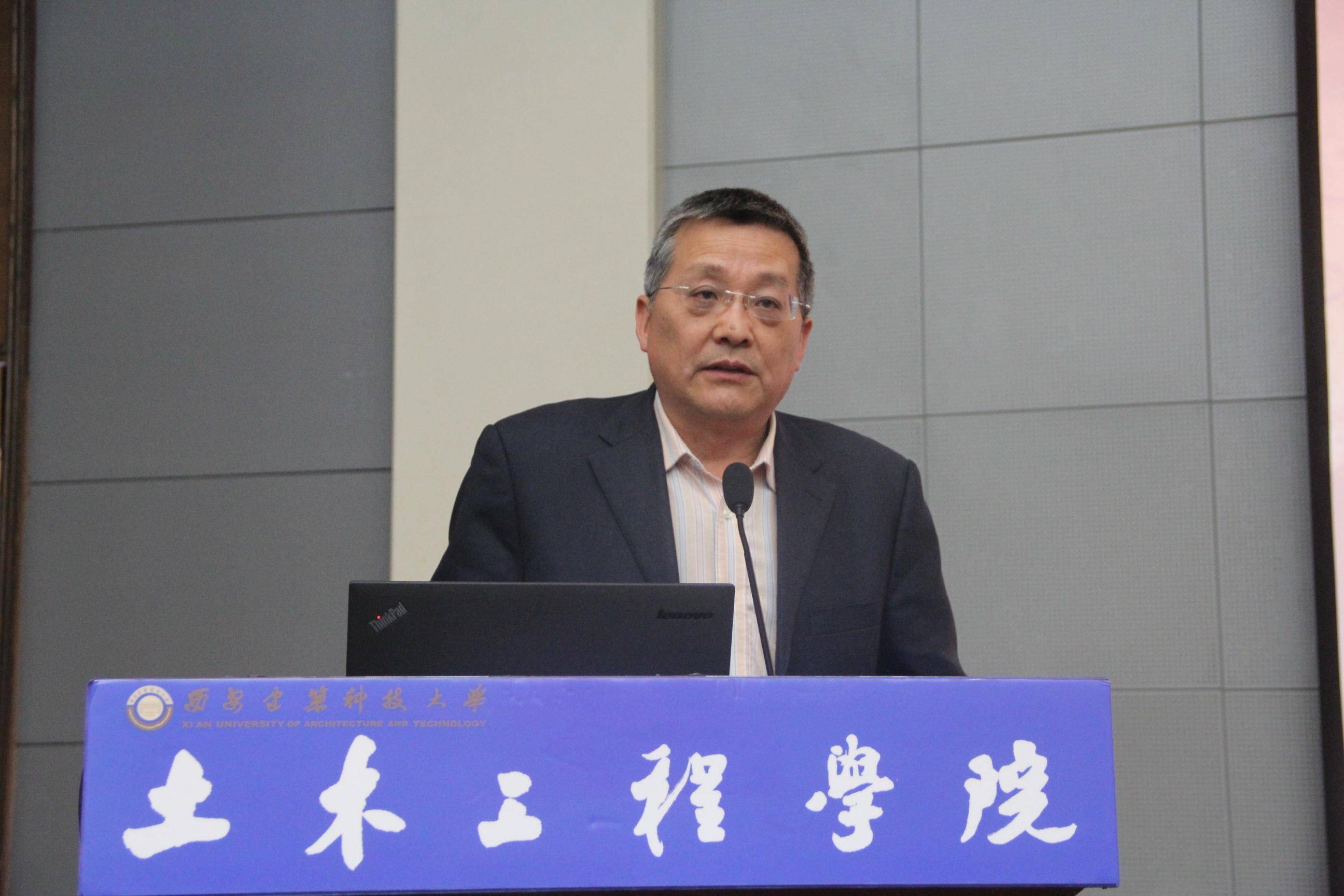 都说土木工程是夕Kaiyun 开云阳产业到底该不该读？怎么做才能发展更好？(图2)