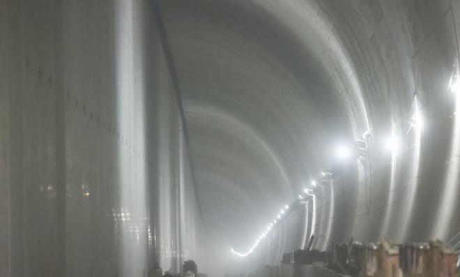 开云 开云体育官网上海市域铁路机场联络线标隧道内部结构工程全部建成准备铺轨(图6)