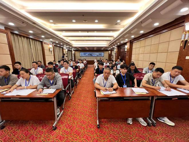 2023年邯郸市乡村振兴“青马工程”高素质农民培训开云 开云体育平台班开班(图2) 2023年邯郸市乡村振兴“青马工程”高素质农民培训开云 开云体育平台班开班(图2)