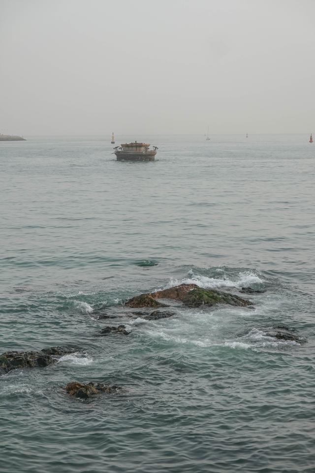 青岛地标“五月的风”用的是啥开云 开云体育平台材料你绝对猜不到！突出一个飘逸(图3)