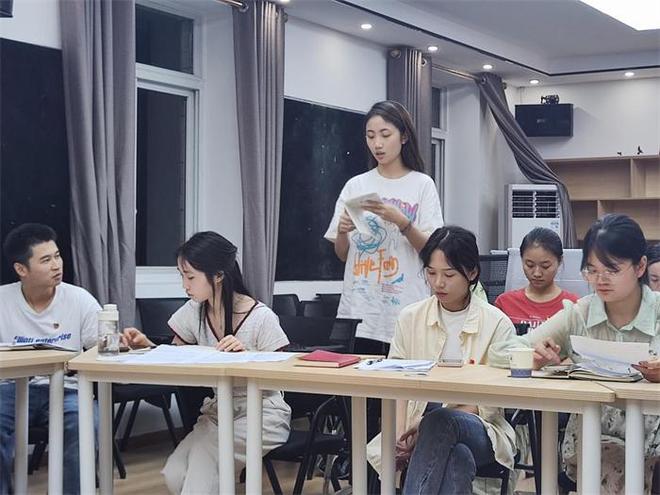 Kaiyun 开云体育城科建筑与土木工程学院学生召开第四支部组织生活会(图5)