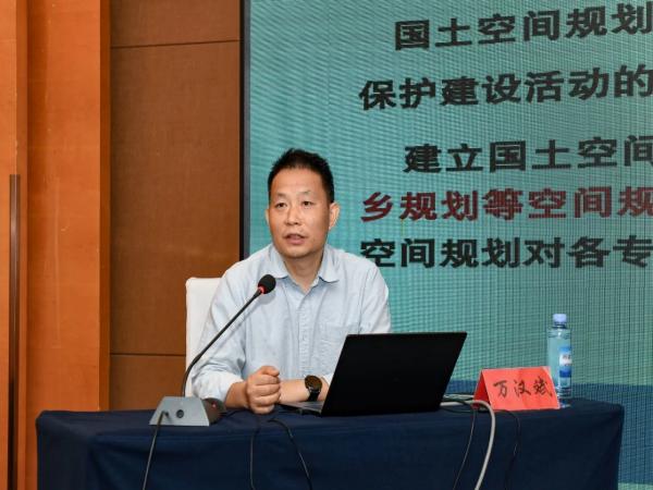 河南省Kaiyun 开云人防工程建设管理培训暨服务民生现场会在漯河召开(图2)