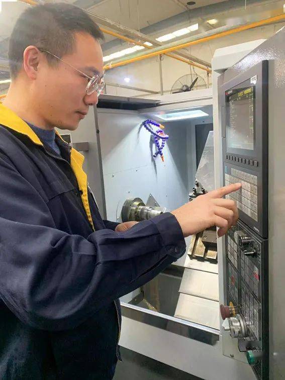 台州技工风采 五星“台州技工开云 开云体育官网”吴高峰(图2)