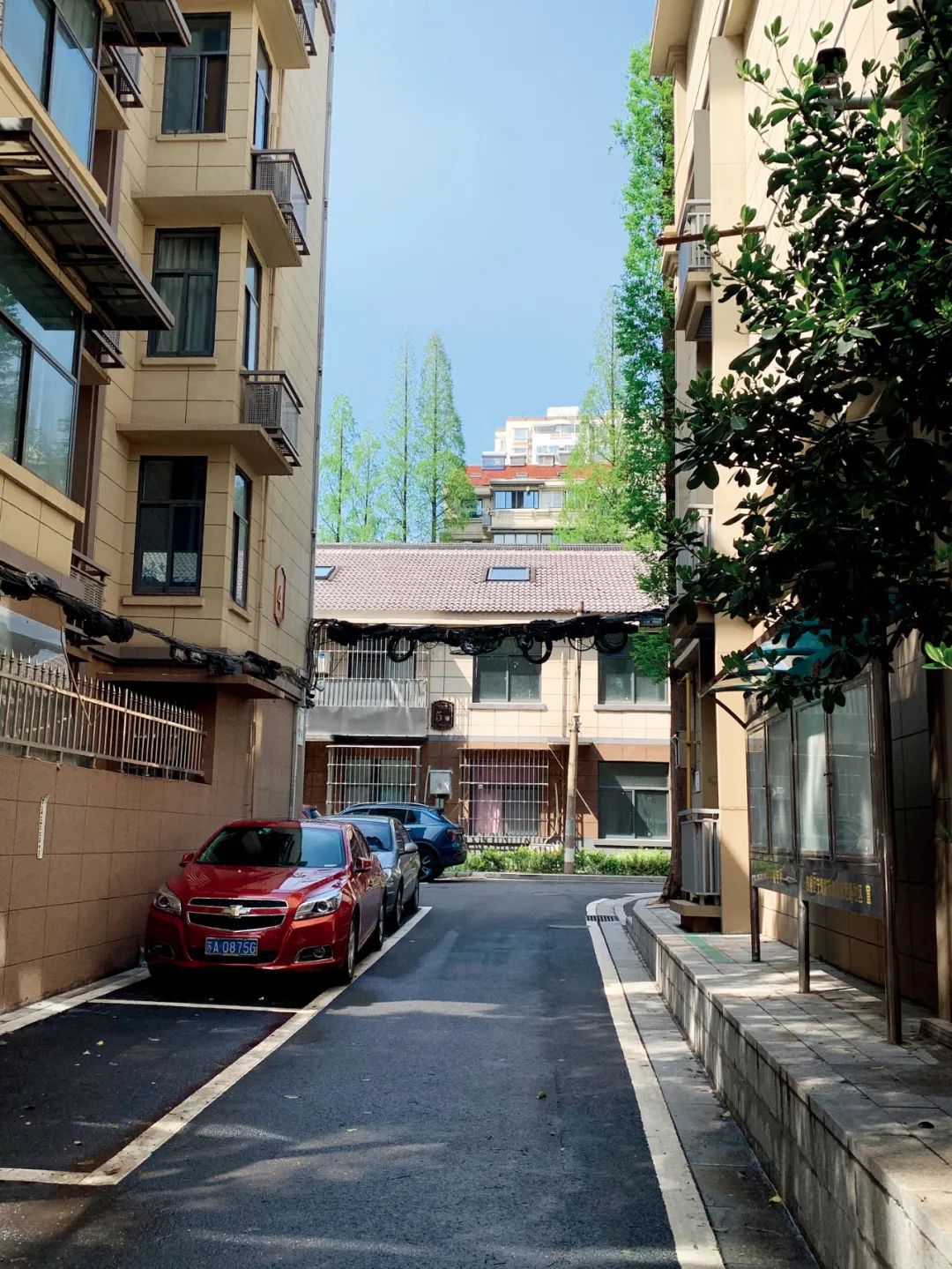老房重建了邻里却不愿意开云体育 开云官网相见(图4)
